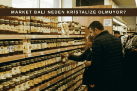 Marketlerde satılan çiçek ballarının uzun süre akışkan kalmasını gösteren görsel