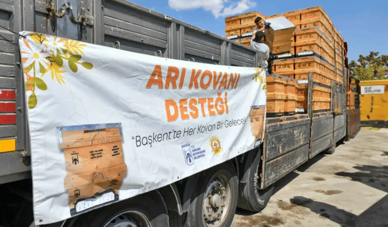 Ankara Büyükşehir Belediyesi’nden Arıcılara Yüzde 50 Hibeli Kovan Desteği