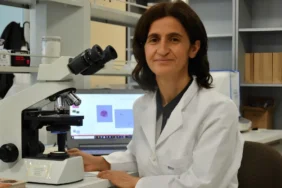 Doç. Dr. Meral Kekeçoğlu arıcılık çalışması